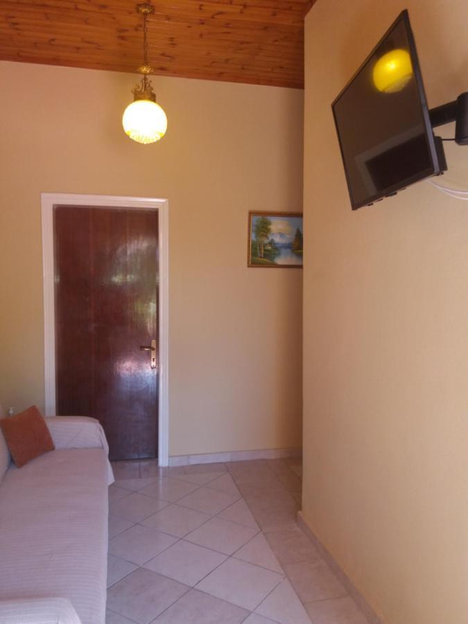 Theos Apartments Agios Stefanos Avliotes  Ngoại thất bức ảnh